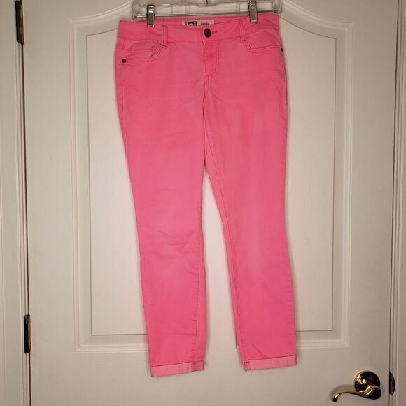 Lei Low Rise Jeans - Picture 2 of 5